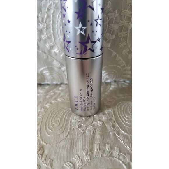 The LWYA LipTastic Lip Bloss Hydrating Lip Oi+ - Picture 3 of 3